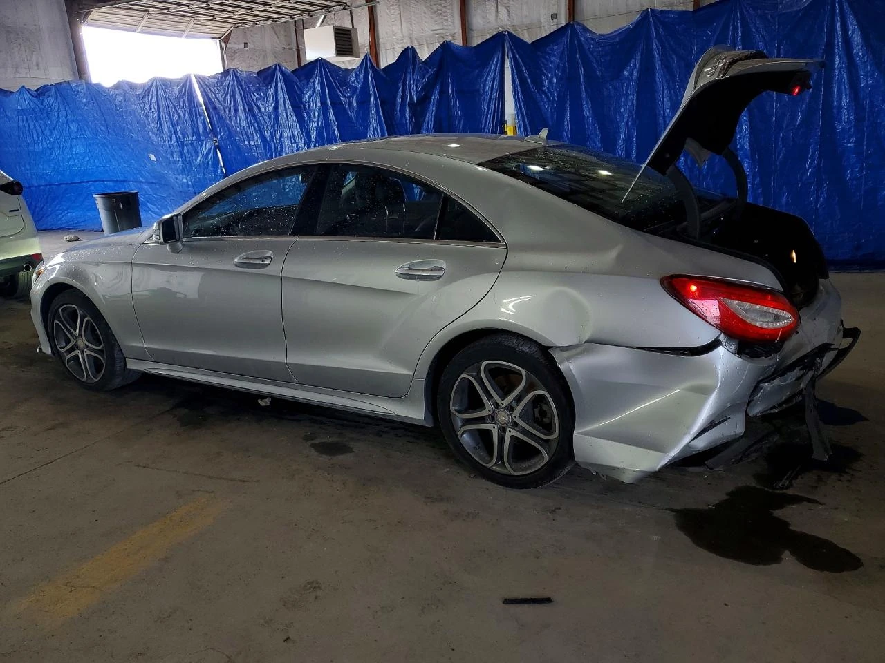Mercedes-Benz CLS 400 КОЖА* ПОДГРЕВ* ШИБЕДАХ, снимка 4 - Автомобили и джипове - 54830902