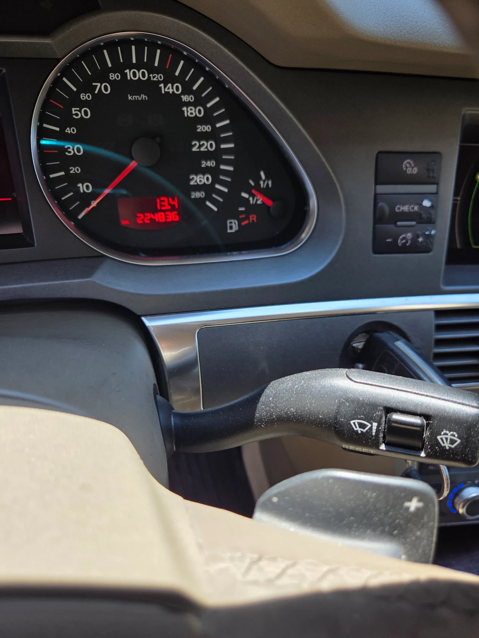 Audi A6, снимка 12 - Автомобили и джипове - 55010878