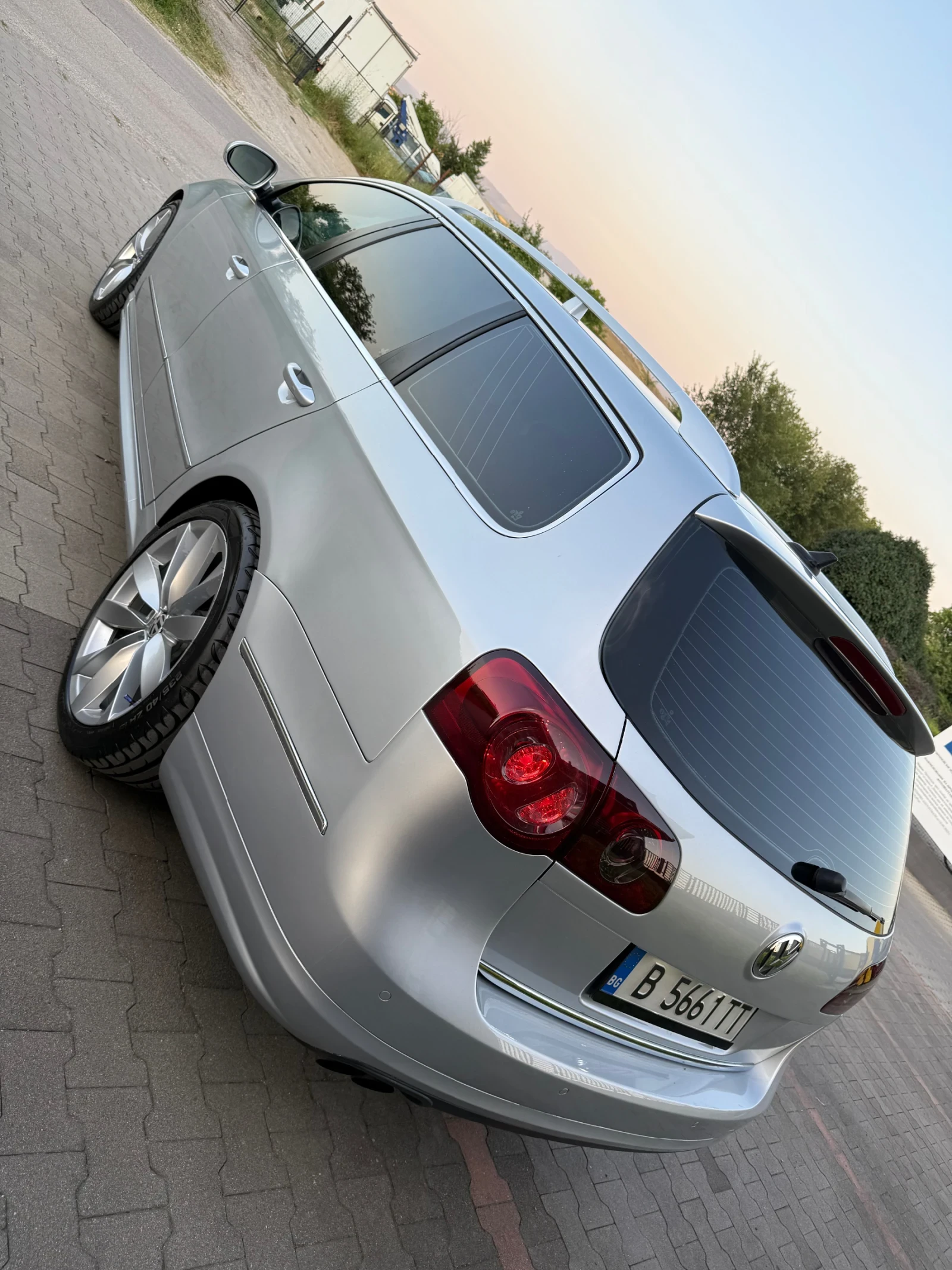 VW Passat R-Line 2.0TDI, снимка 7 - Автомобили и джипове - 55180341