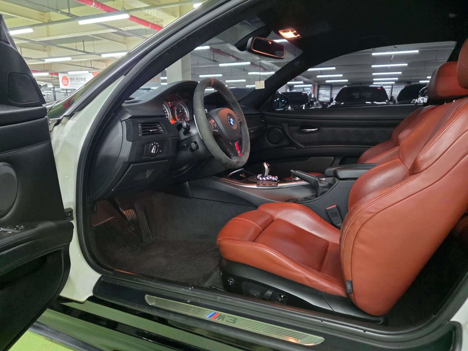 BMW M3 ПОДГРЕВ ВОЛАН* КРАЙНА ЦЕНА, снимка 9 - Автомобили и джипове - 55496065