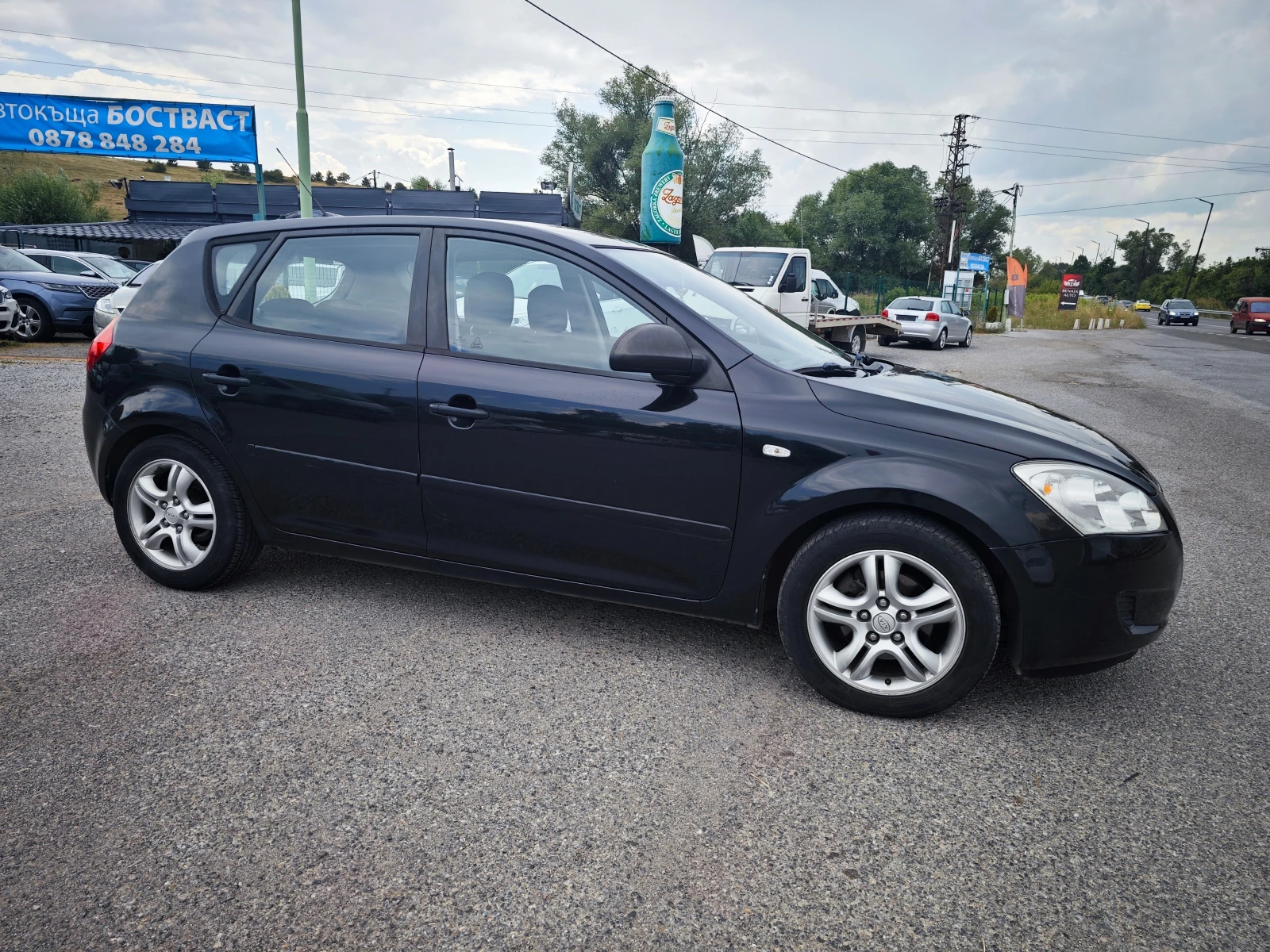 Kia Ceed 1.6CRDi NAVI, снимка 6 - Автомобили и джипове - 55613627