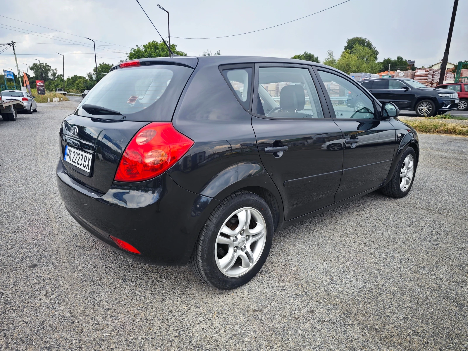 Kia Ceed 1.6CRDi NAVI, снимка 5 - Автомобили и джипове - 55613627