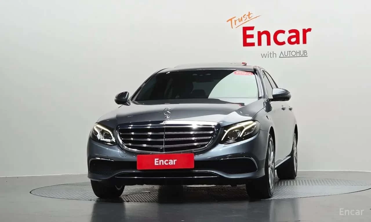 Mercedes-Benz E 300 4MATIC Exclusive * КРАЙНА ЦЕНА ДО БЪЛГАРИЯ, снимка 3 - Автомобили и джипове - 55773075