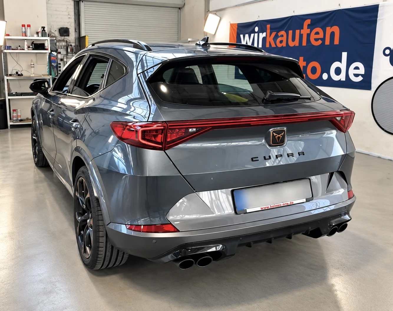 Cupra Formentor VZ 2.0 TFSI 310 к.с. | 4x4| Гаранция| DCC| BREMBO, снимка 3 - Автомобили и джипове - 55973619