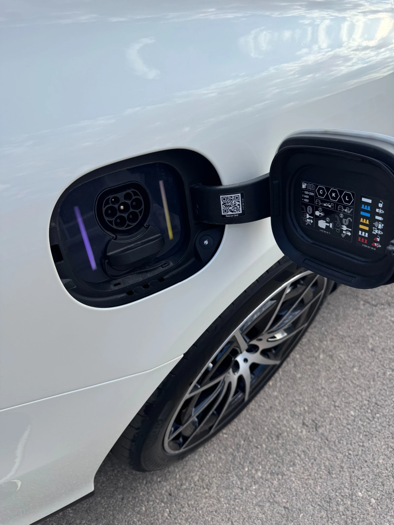 Mercedes-Benz EQS Гаранция Mercedes до 2030 г.| Full Equipment, снимка 11 - Автомобили и джипове - 56007100