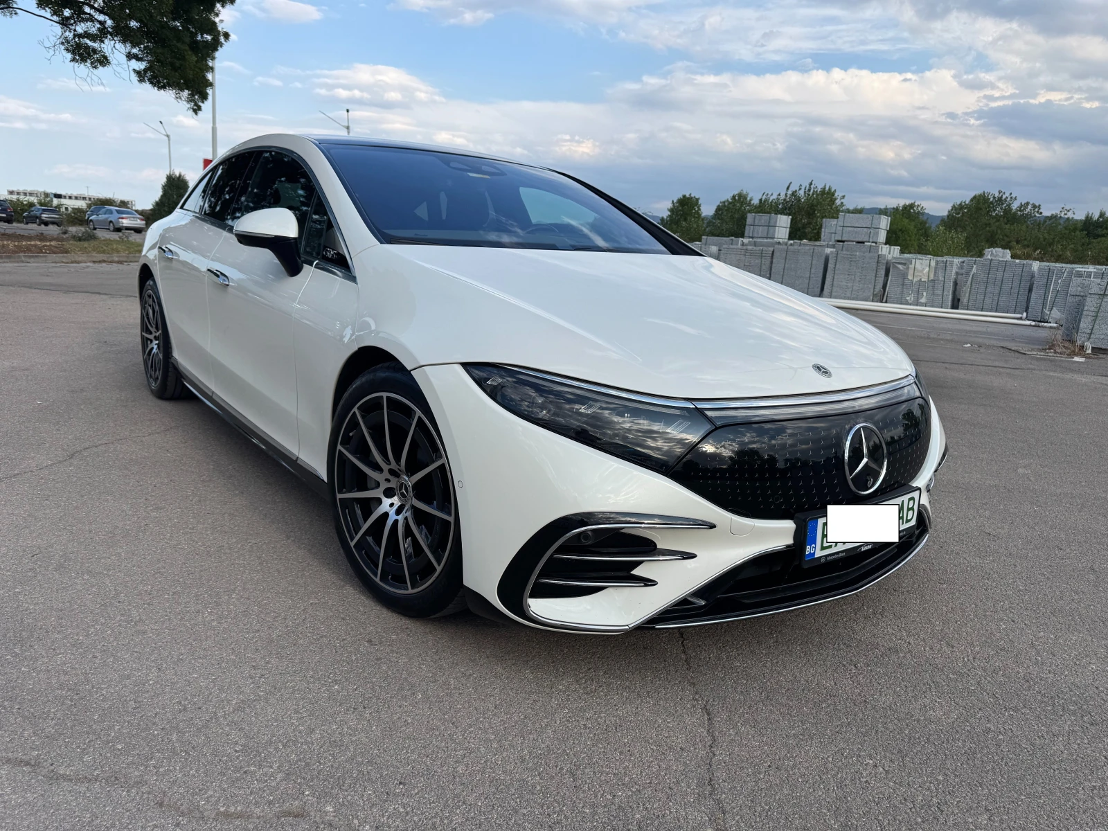 Mercedes-Benz EQS Гаранция Mercedes до 2030 г.| Full Equipment, снимка 3 - Автомобили и джипове - 56007100