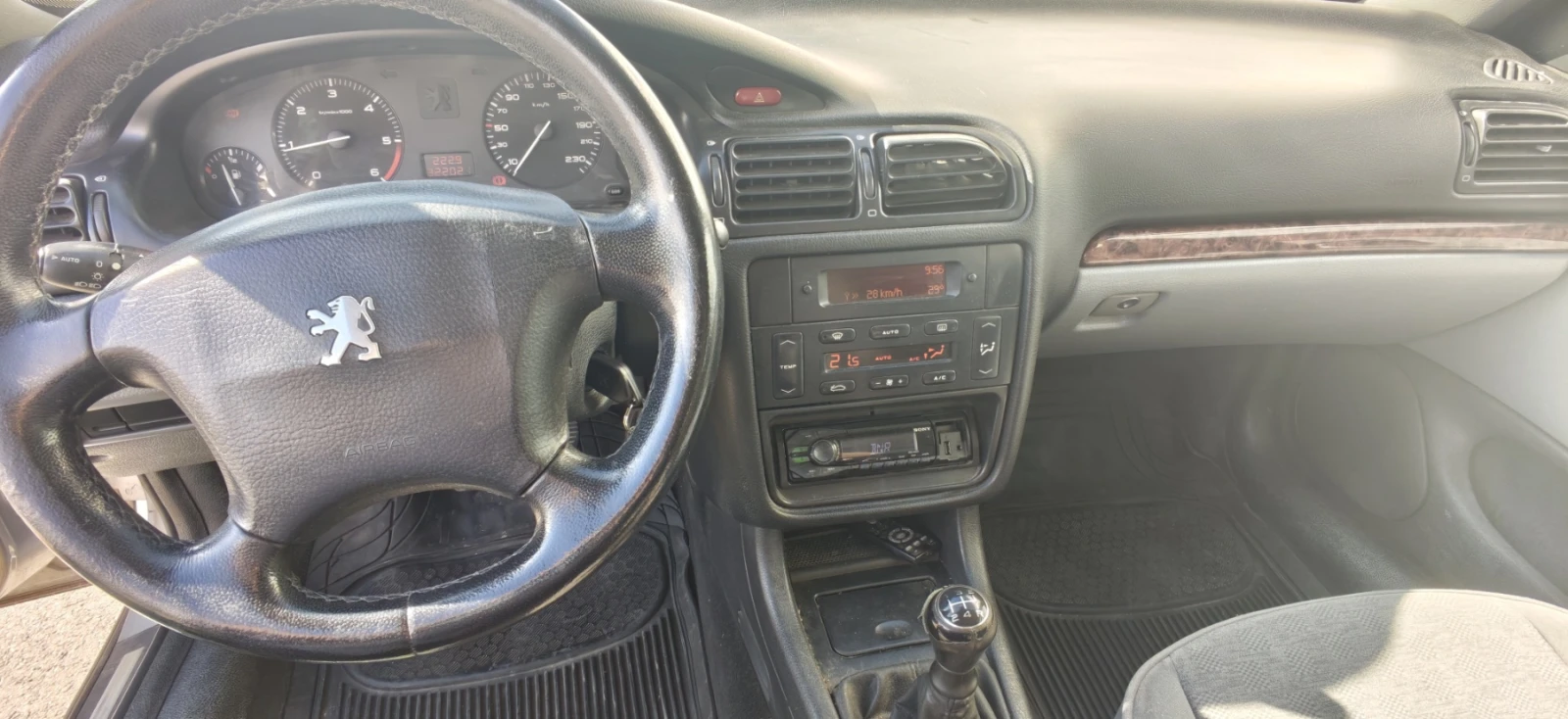 Peugeot 406