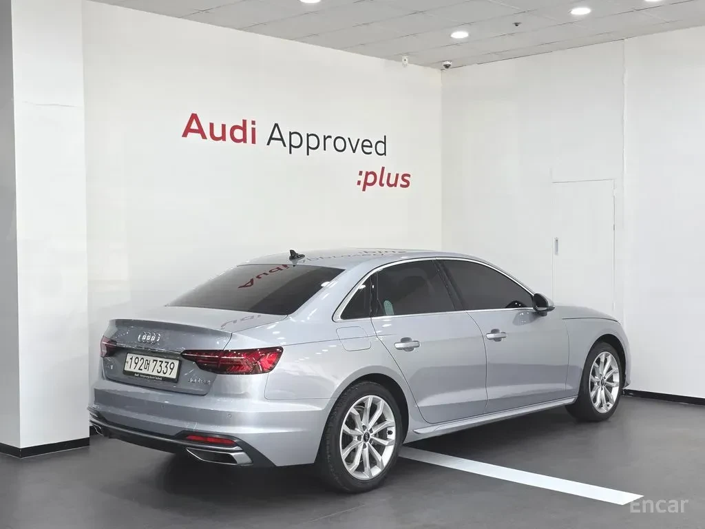 Audi A4 40TFSI* MATRIX* S* LINE* ОБДУХВАНЕ* ХЕДЪП* ДИСТРОН, снимка 2 - Автомобили и джипове - 56185892