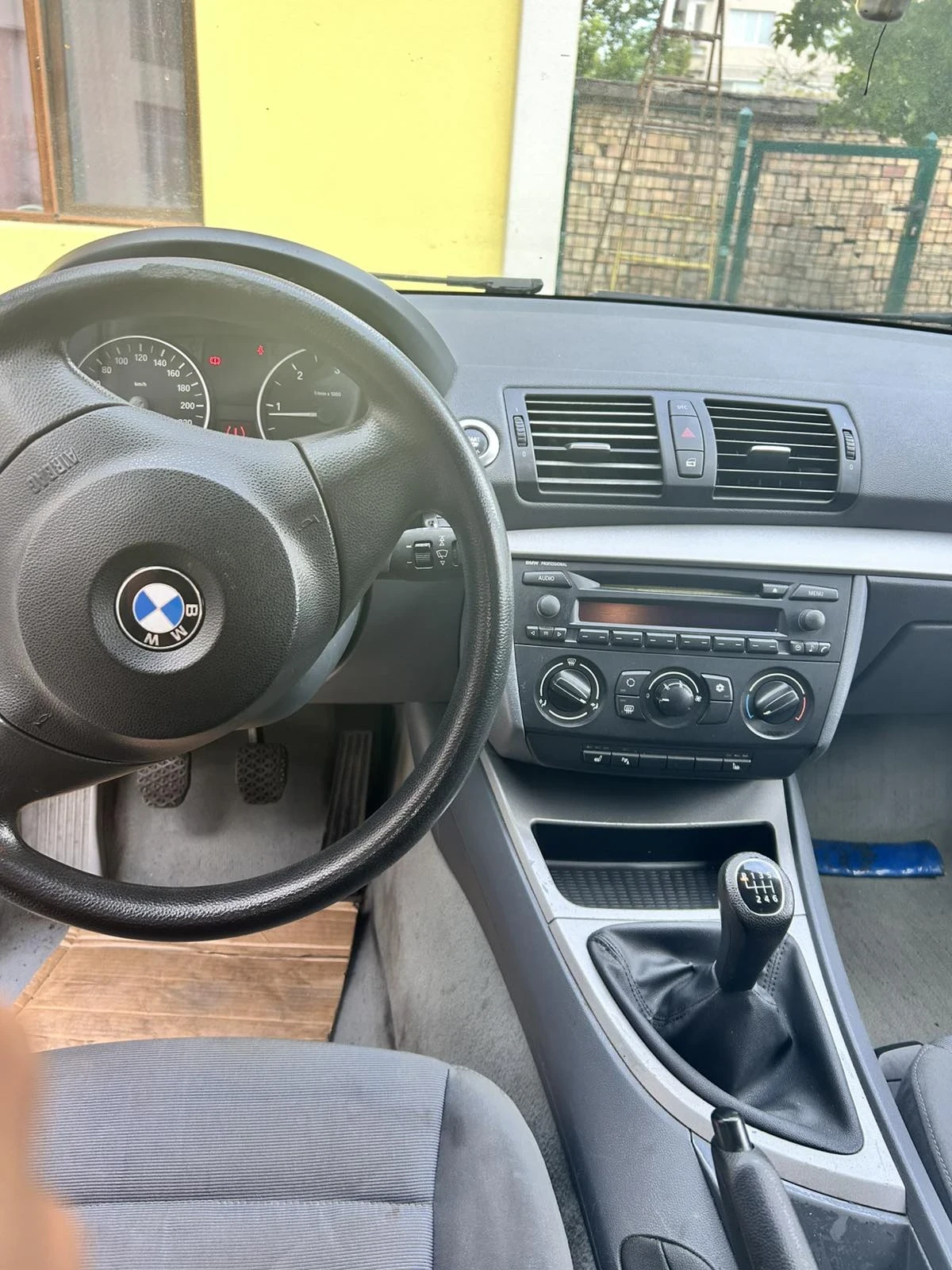 BMW 118, снимка 3 - Автомобили и джипове - 56577815