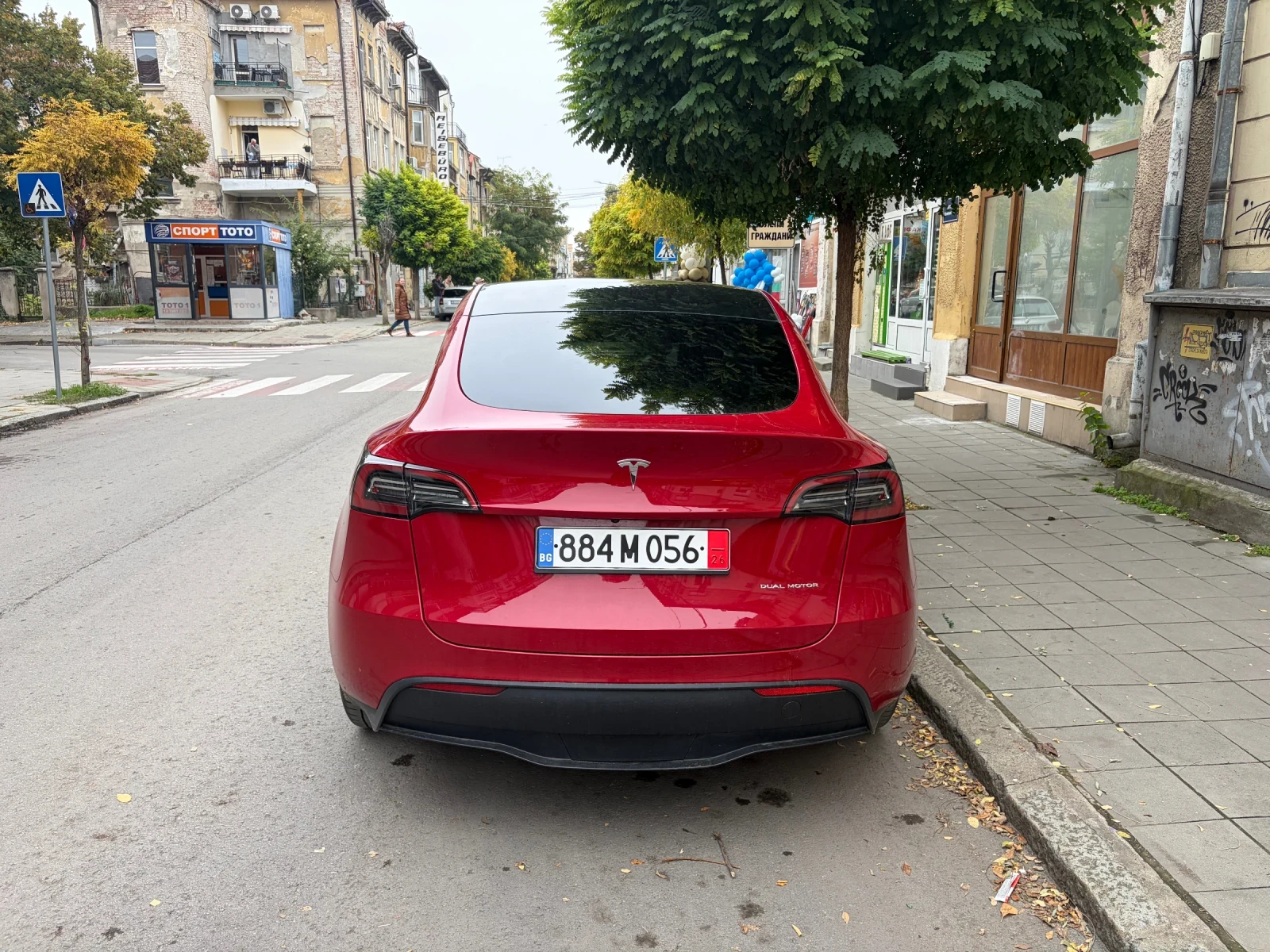 Tesla Model Y Long Range AWD, снимка 5 - Автомобили и джипове - 56645482