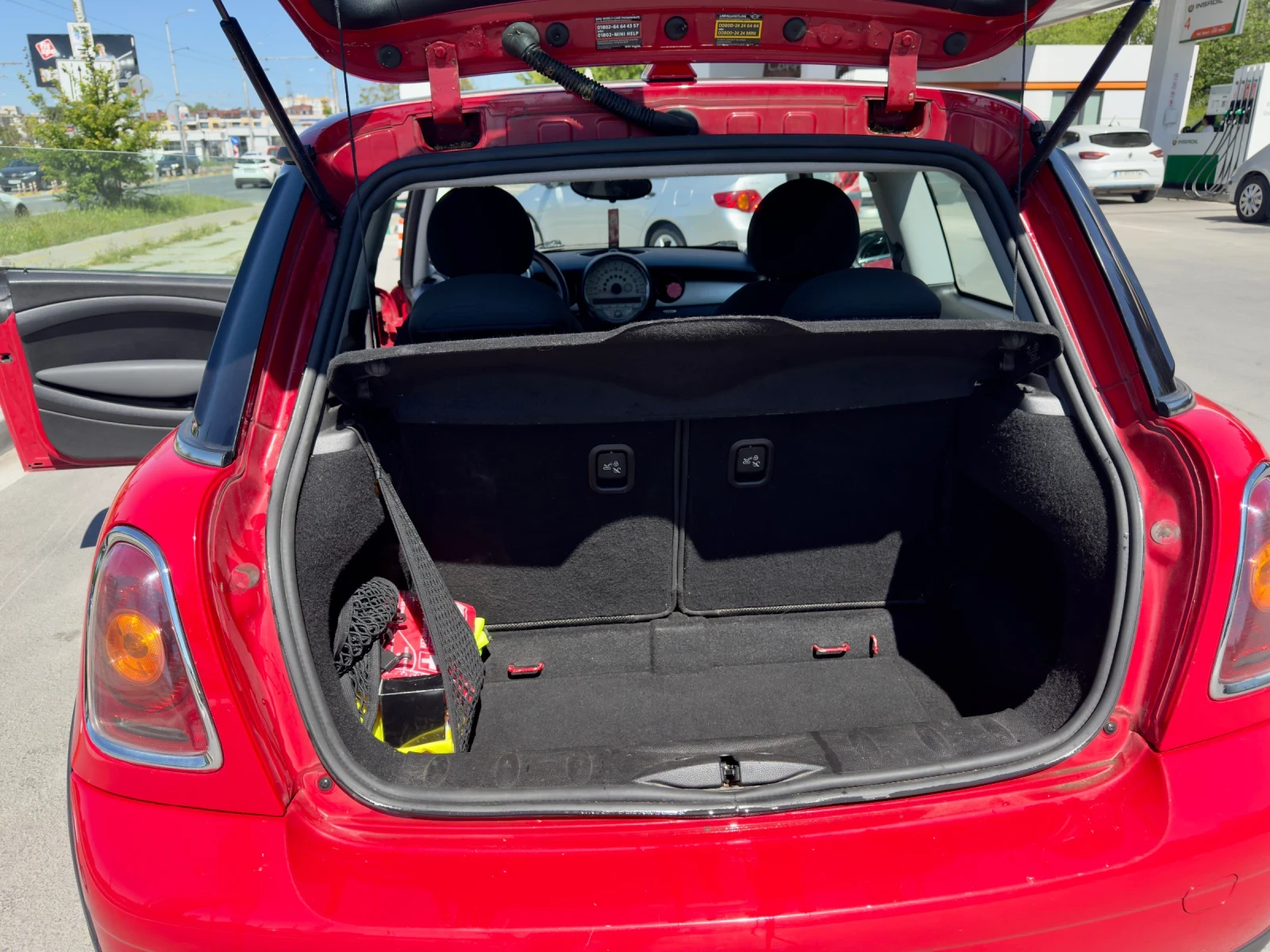Mini One 1.4 бензин, снимка 10 - Автомобили и джипове - 56745040