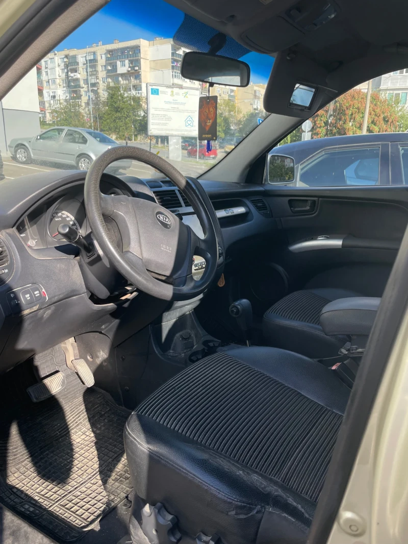 Kia Sportage 2.0 crdi, снимка 6 - Автомобили и джипове - 47583101