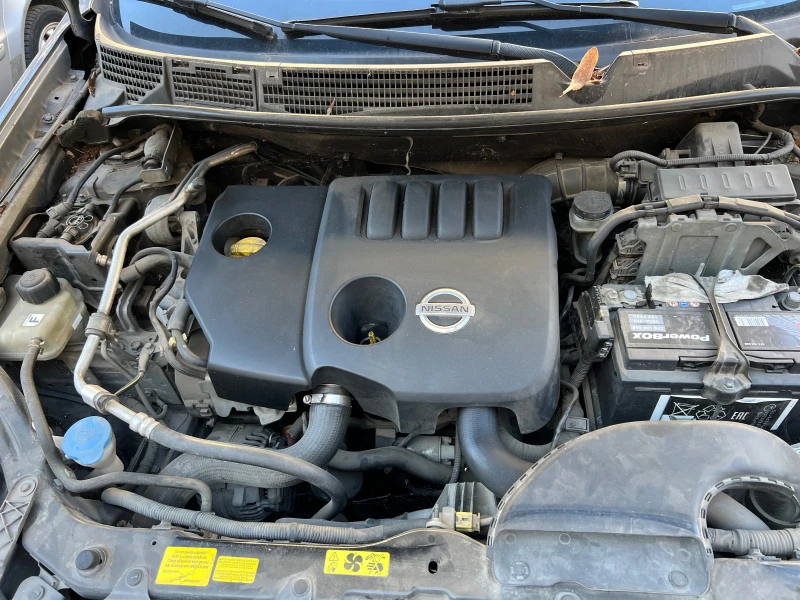 Nissan Qashqai, снимка 12 - Автомобили и джипове - 48773608