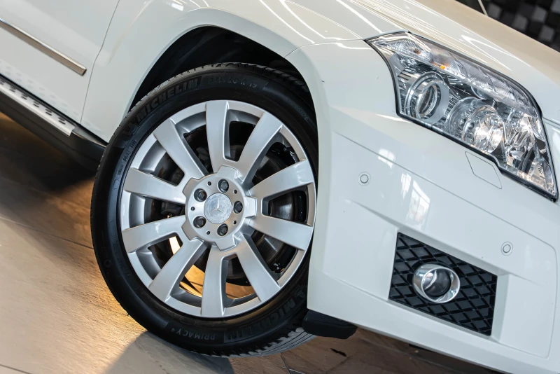 Mercedes-Benz GLK 320 4matic, снимка 2 - Автомобили и джипове - 51505635