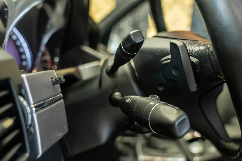 Mercedes-Benz GLK 320 4matic, снимка 17 - Автомобили и джипове - 51505635