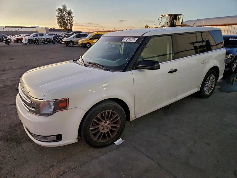 Ford Flex 3.5L 6 Front-wheel Drive