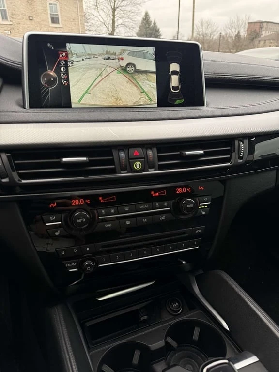 BMW X6 xDrive50i  CARFAX, снимка 12 - Автомобили и джипове - 53230691