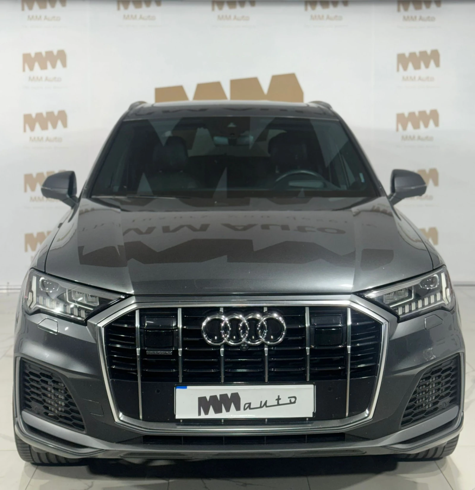 Audi Q7 55TFSI Quattro* Подгрев* 360* HuD* Pano* Keyless - изображение 4