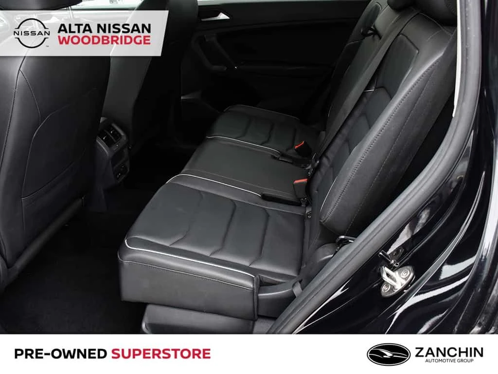 VW Tiguan * Highline 2.0t 8sp At * CARFAX * ЦЕНА ДО БГ, снимка 13 - Автомобили и джипове - 53876574