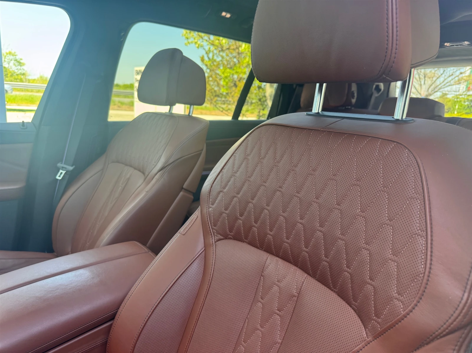 BMW X7 M60i xDrive, снимка 14 - Автомобили и джипове - 54304649