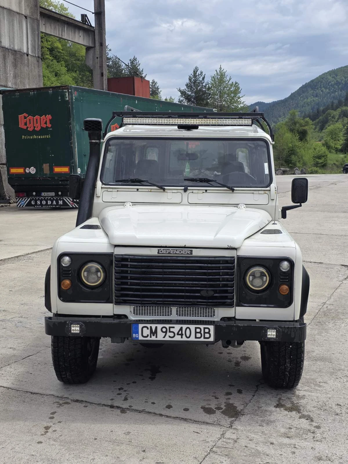 Land Rover Defender 110 / 8+ 1, снимка 2 - Автомобили и джипове - 54625595