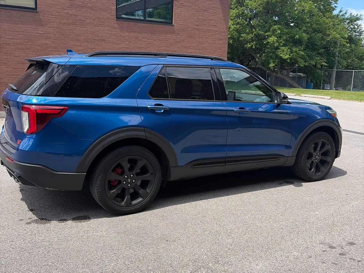 Ford Explorer ST  CARFAX, снимка 3 - Автомобили и джипове - 55012430