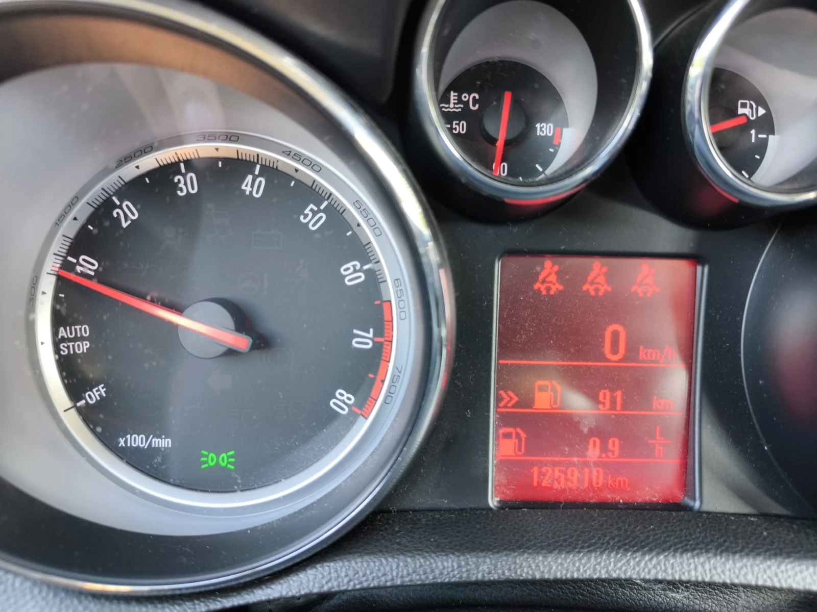 Opel Mokka, снимка 12 - Автомобили и джипове - 55291052