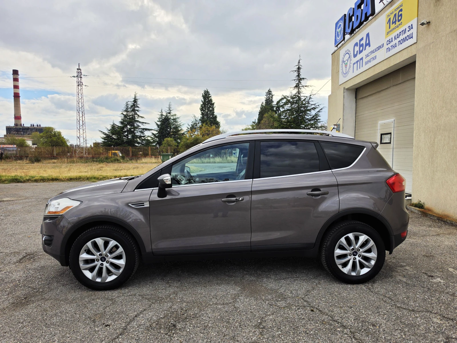 Ford Kuga 2.0 163к.с. TITANIUM, снимка 4 - Автомобили и джипове - 56644923