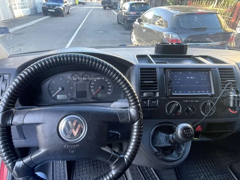 VW Caravelle, снимка 14 - Бусове и автобуси - 52755858