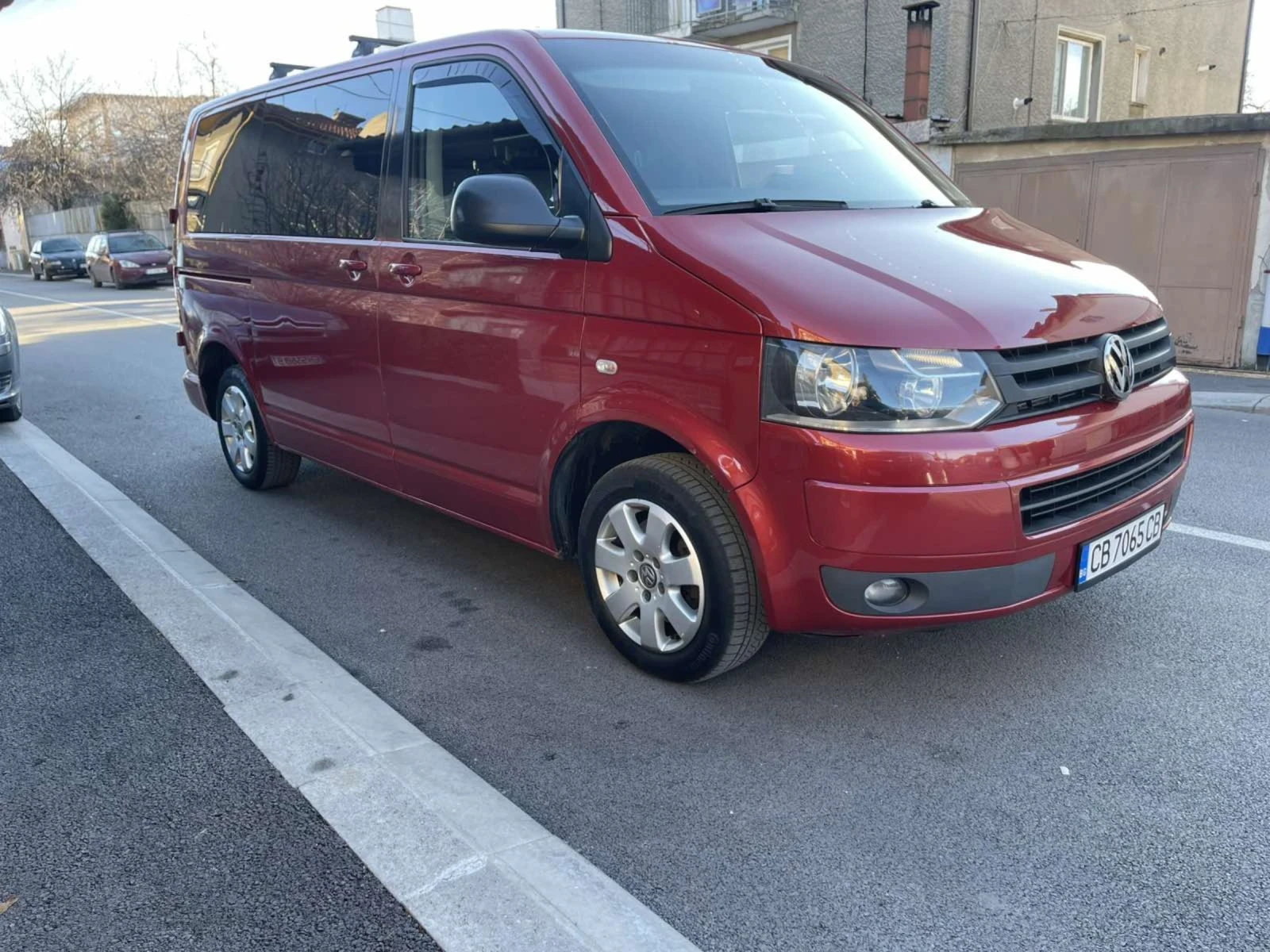 VW Caravelle  - изображение 2
