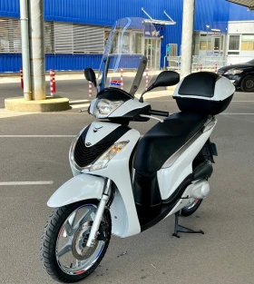 Обява за продажба на Honda Sh 150i ~2 700 лв. - изображение 1