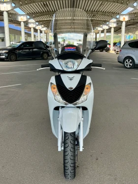 Обява за продажба на Honda Sh 150i ~2 700 лв. - изображение 2