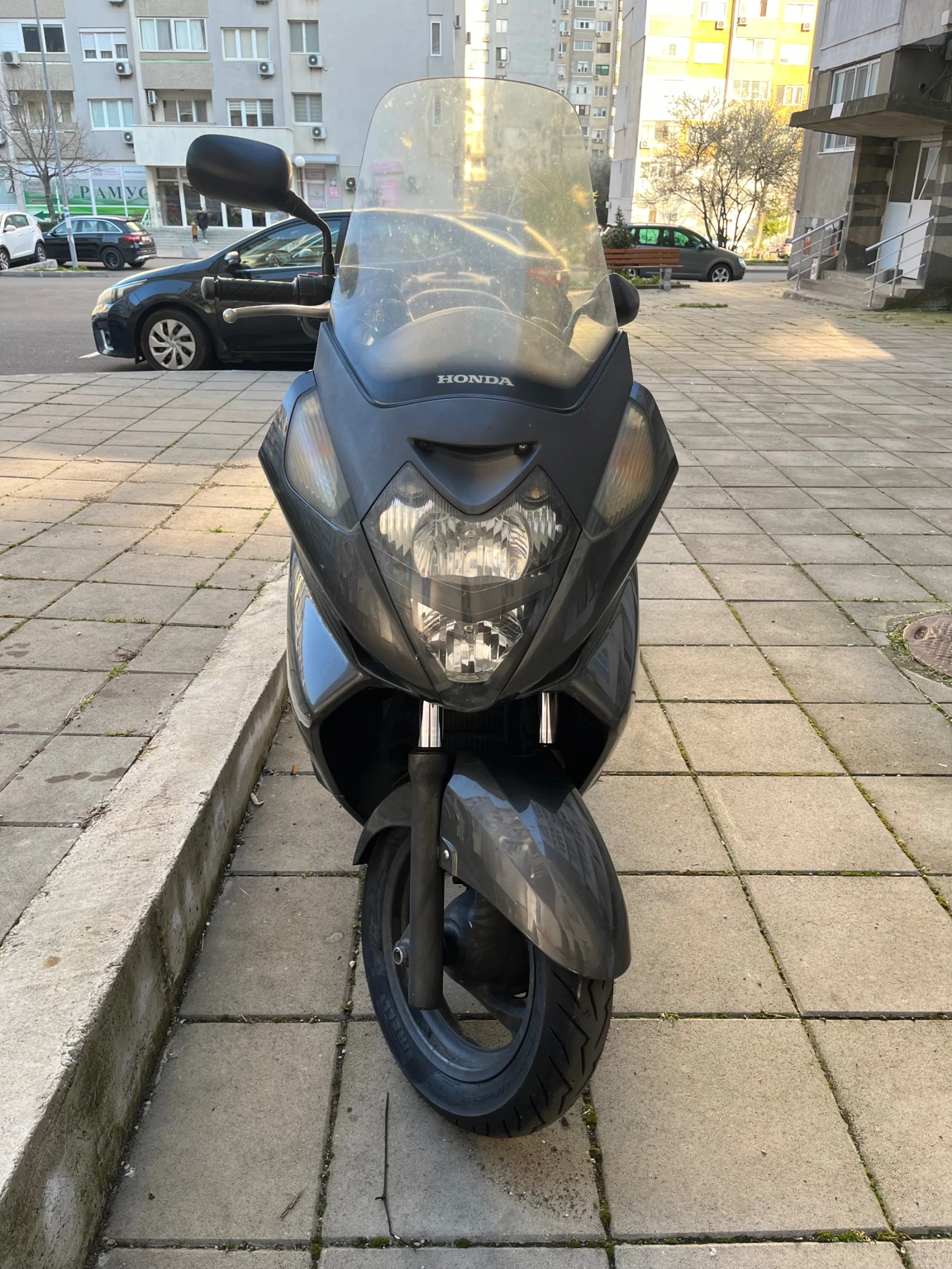 Honda Silver Wing 400 - изображение 6