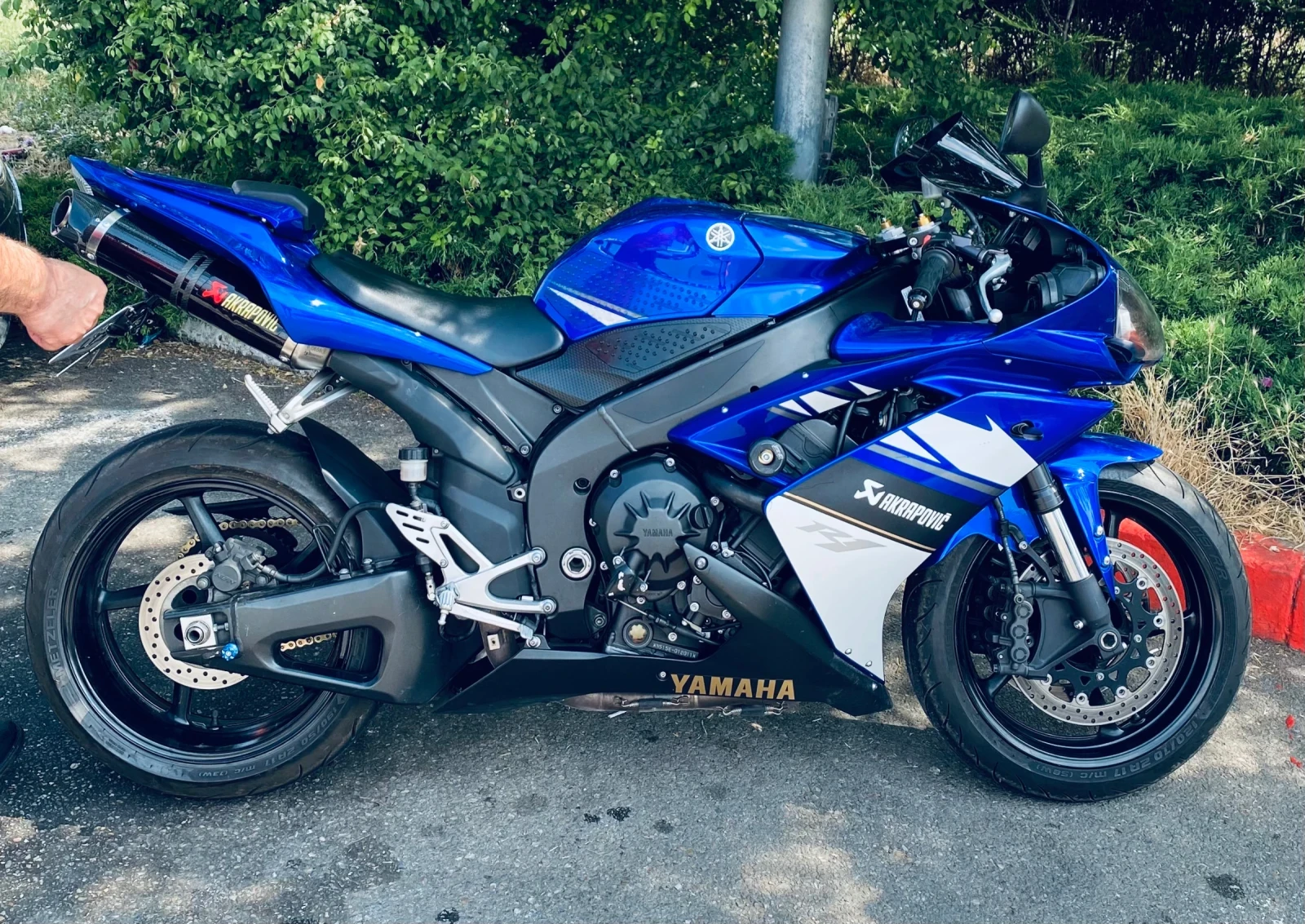 Yamaha YZF-R1  - изображение 4