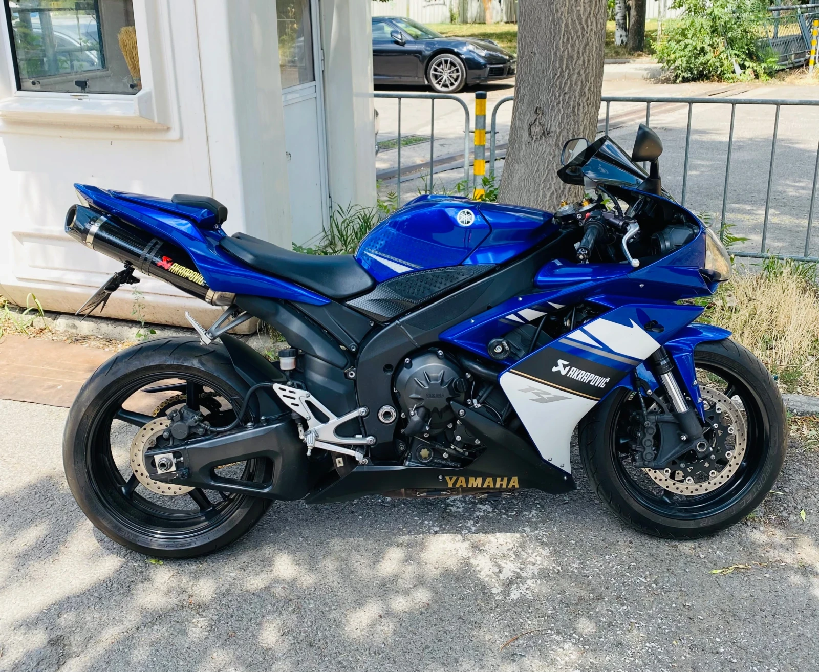 Yamaha YZF-R1  - изображение 2