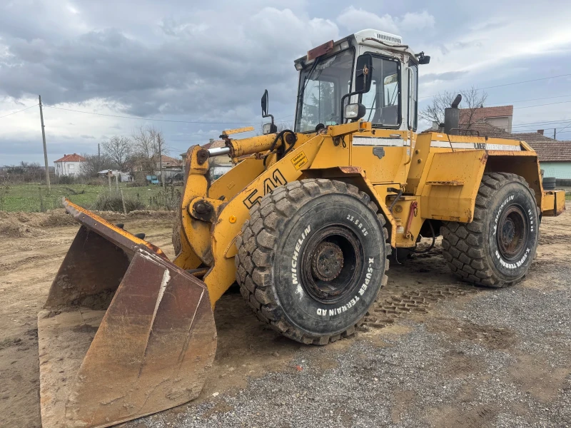 Челен товарач Liebherr L541