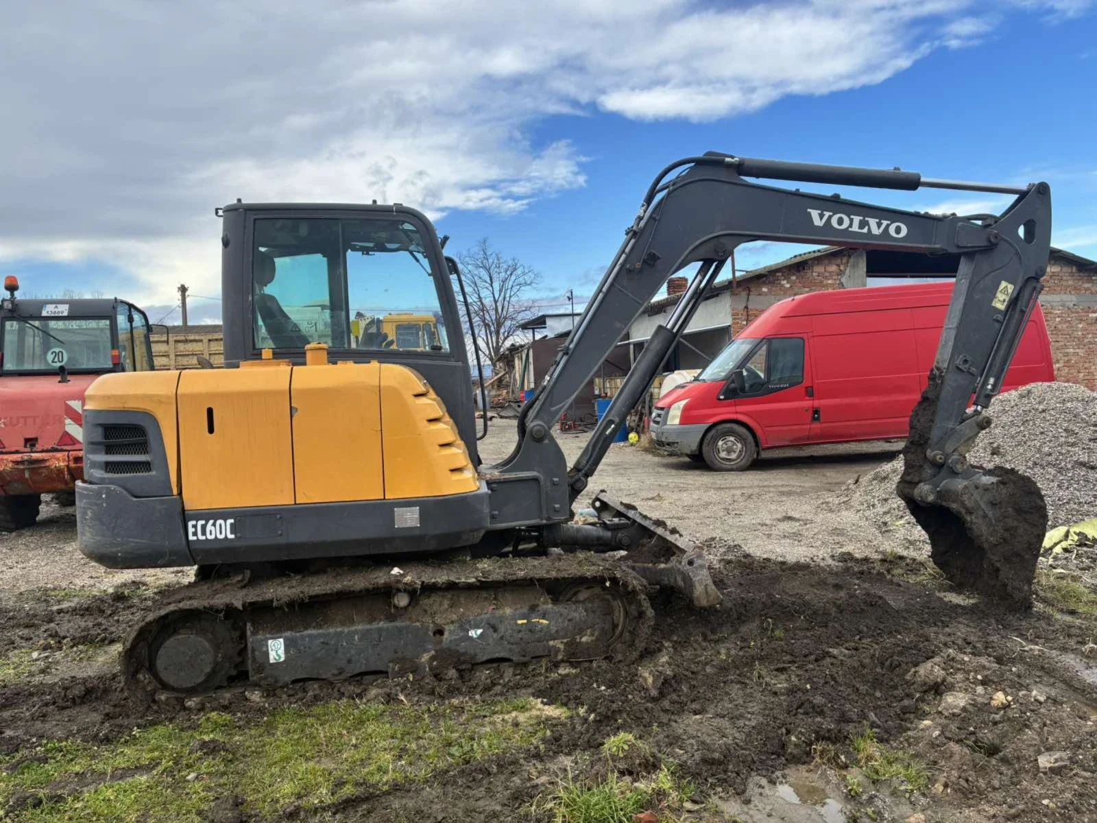 Багер Volvo EC 60 C, снимка 1