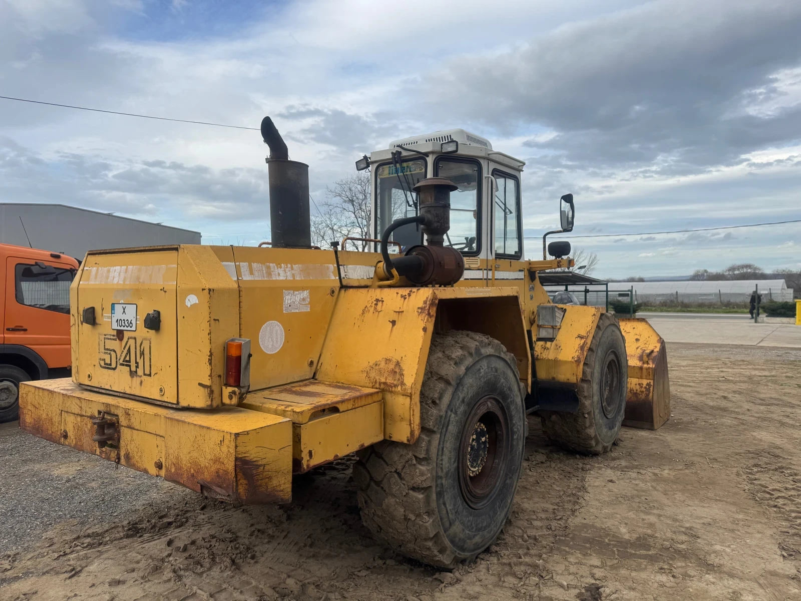 Челен товарач Liebherr L541 - изображение 4