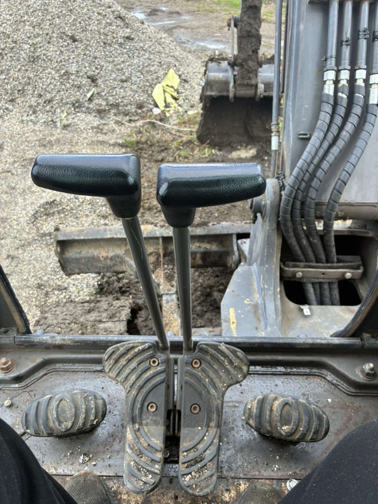 ����� Volvo EC 60 C | Mobile.bg � ����������� 9