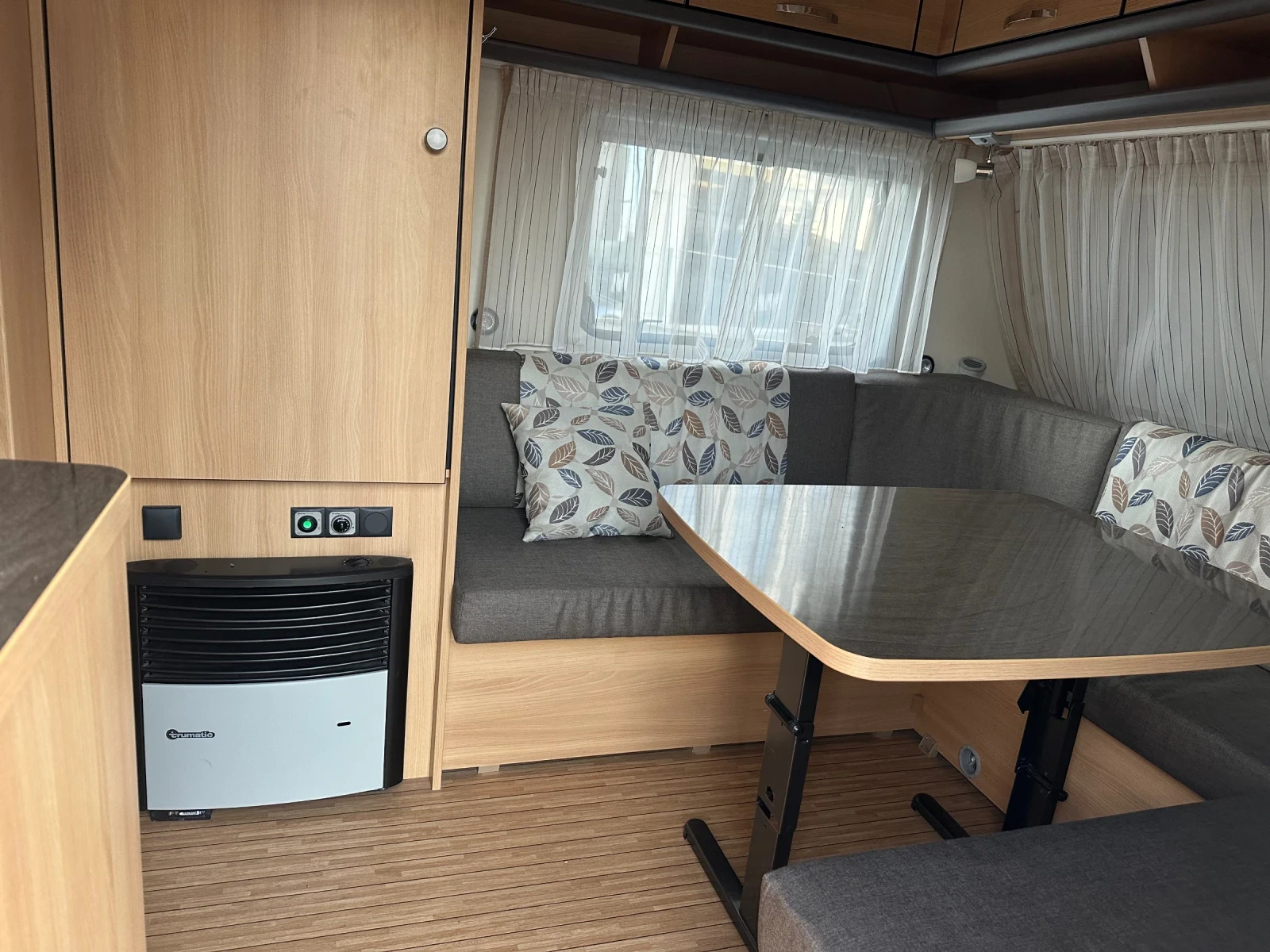 Каравана Dethleffs EL 3 SUMMER EDITION, снимка 13 - Каравани и кемпери - 56621657