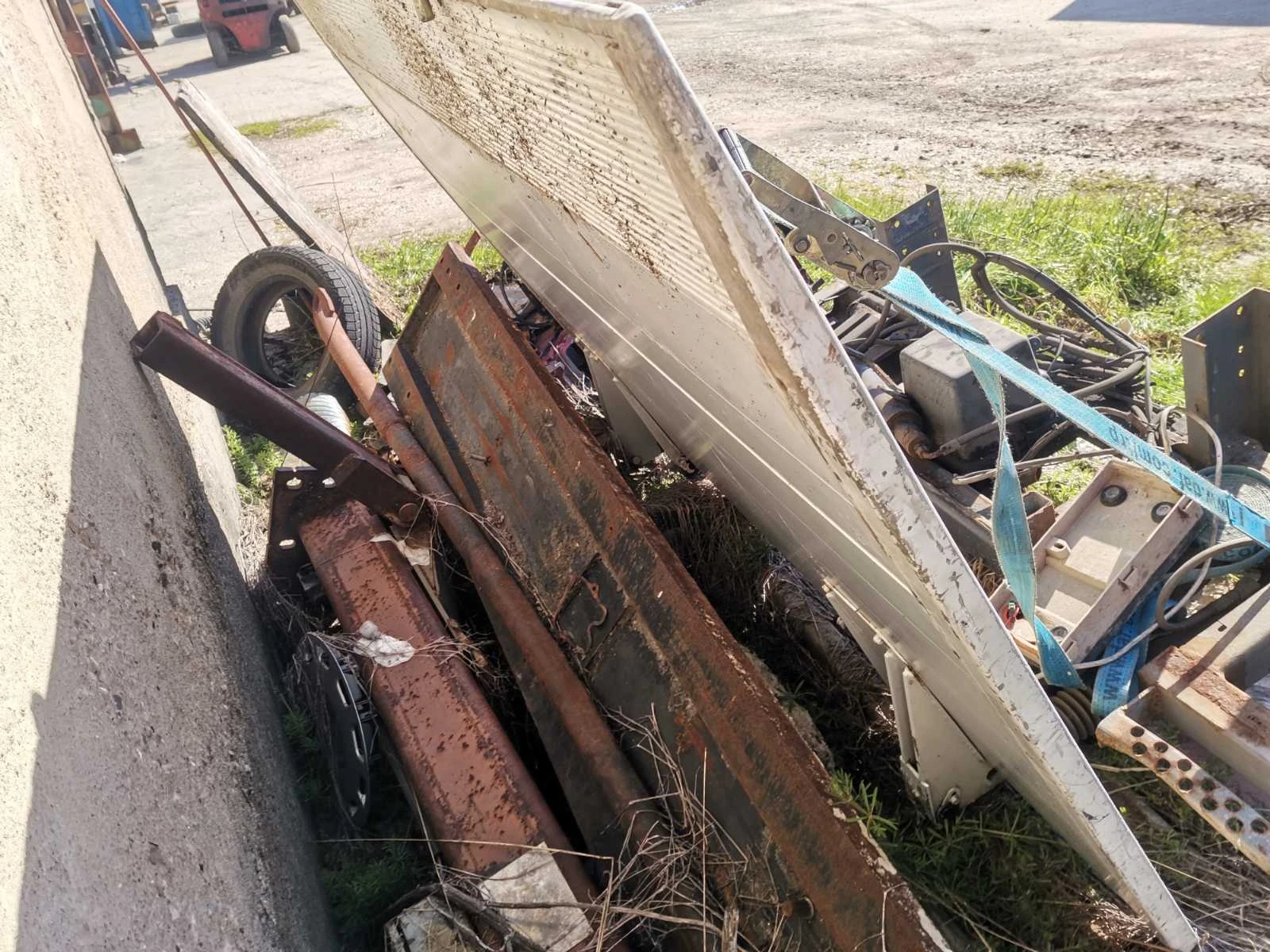     (Iveco) | Mobile.bg   3