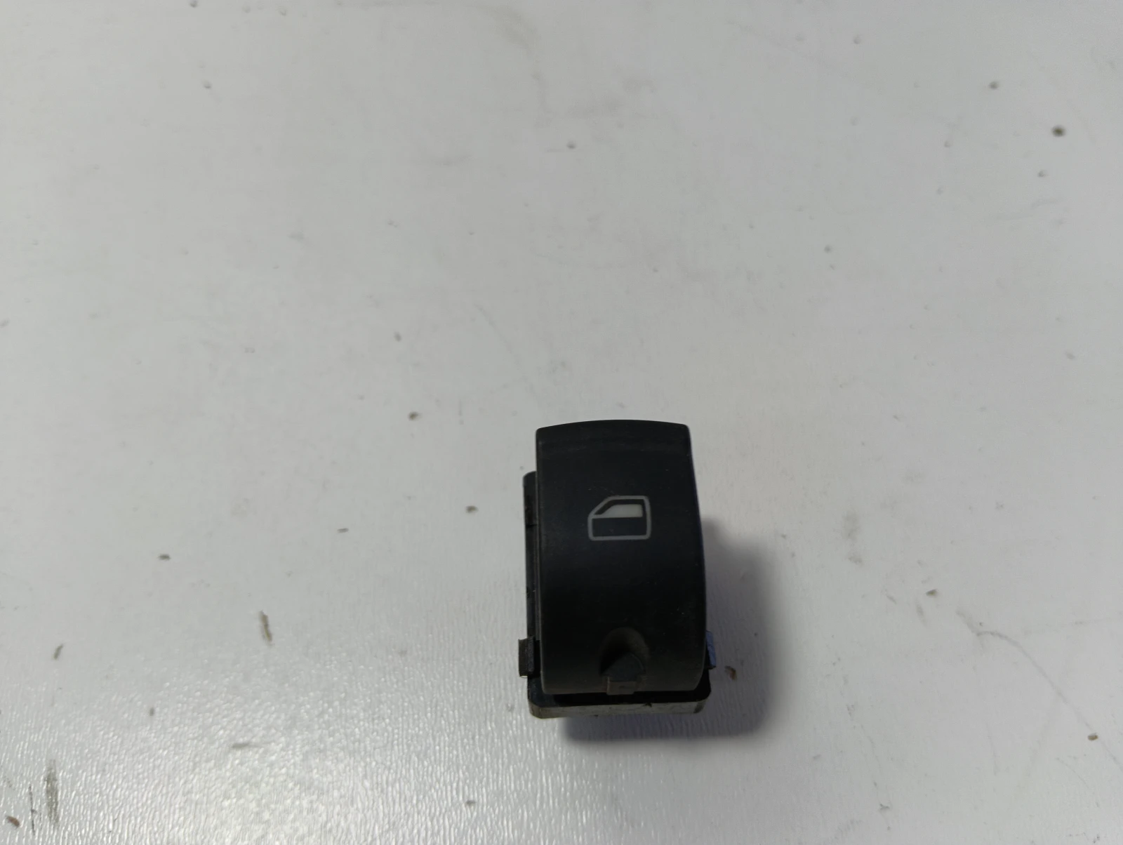 копче ел. стъкла 4F0959855 Audi A3