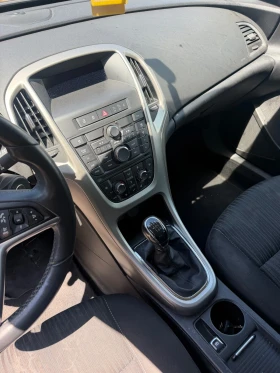 Opel Astra 1.4 TURBO, снимка 10