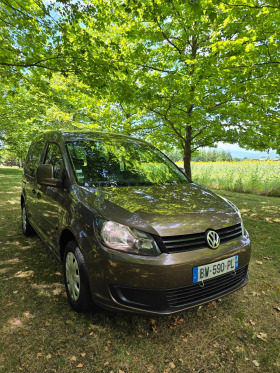 VW Caddy 1.6 tdi Dsg Navi, снимка 2