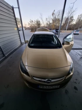 Opel Astra J, снимка 1