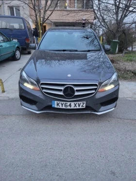  Mercedes-Benz E 220