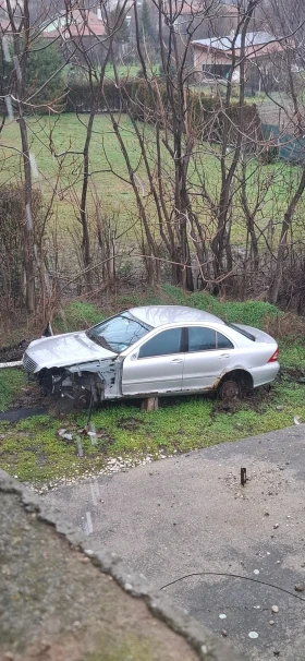 Mercedes-Benz C 240  - изображение 1