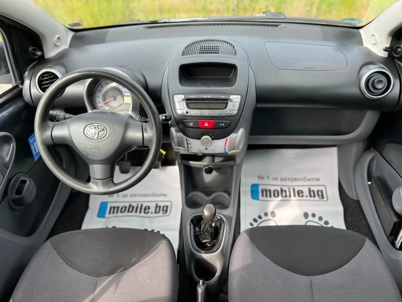 Toyota Aygo 1.0 VVTI A/C, снимка 9 - Автомобили и джипове - 44858789