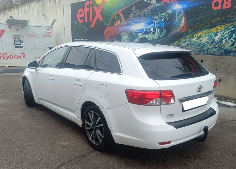 Toyota Avensis 2.2 D4D , снимка 3 - Автомобили и джипове - 48816205