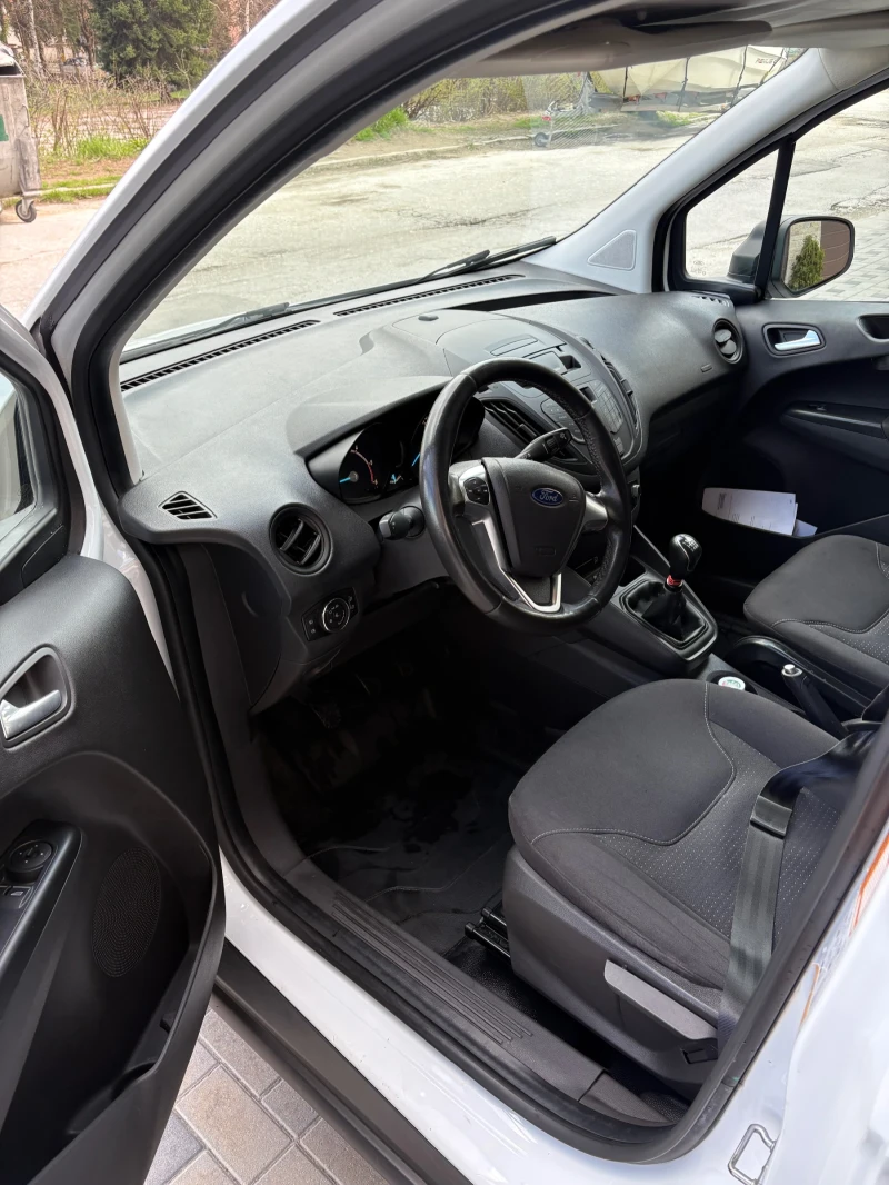 Ford Courier 1.5, снимка 6 - Автомобили и джипове - 52312498